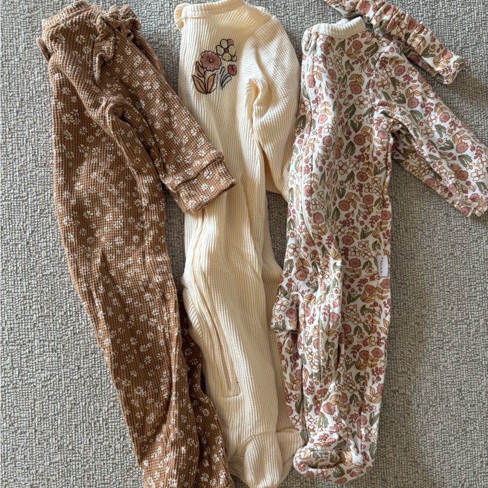 Baby Girl Muted Floral Sleepers Set - 0-3M